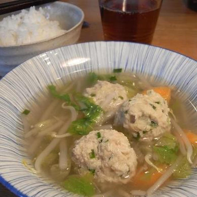 いっぱい作って冷凍もOK!肉団子入り中華風スープ｜アイス料理研究家？