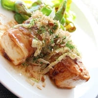 あと１品♪木綿豆腐の豚バラ巻きde簡単お好み焼き風