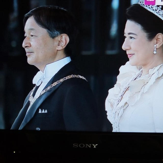 ■2019/11/10【「祝賀御列の儀」をTVで拝見　偶然神々しいシーン？も撮れて感動しました♪】
