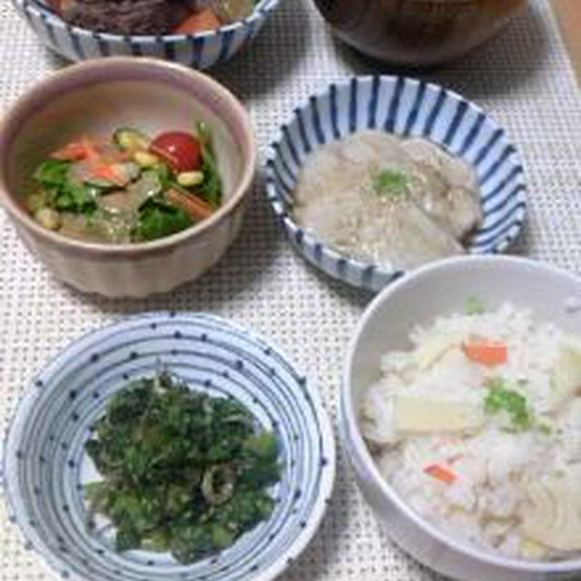 たけのこご飯と胡麻豆腐っぽいの♪