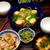 鶏肉と山菜と干し椎茸の炊き込みごはん、じゃがいも＆タマネギの煮ものなど／コメダでアレを食べつつ肩を揺らした話ｗ