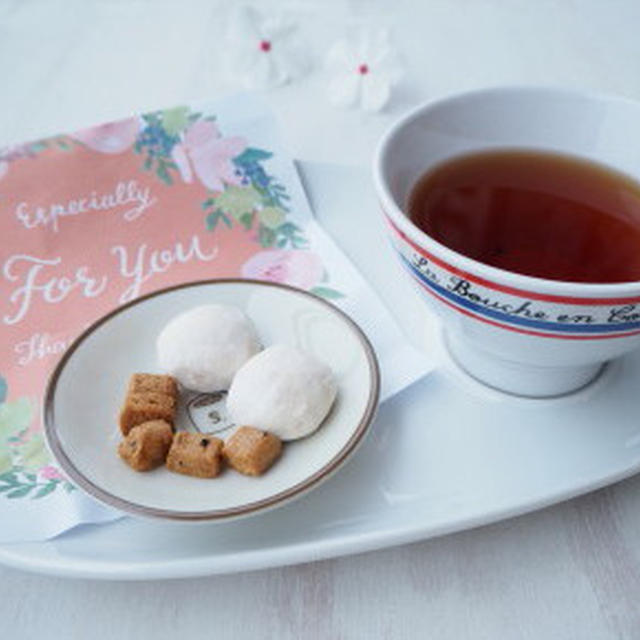 雨の中のしっとりTea time。。。（防音工事のお知らせ）
