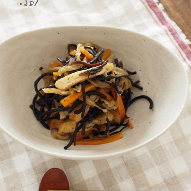 そば屋さん秘伝のダシde切り干し大根＆ひじき煮