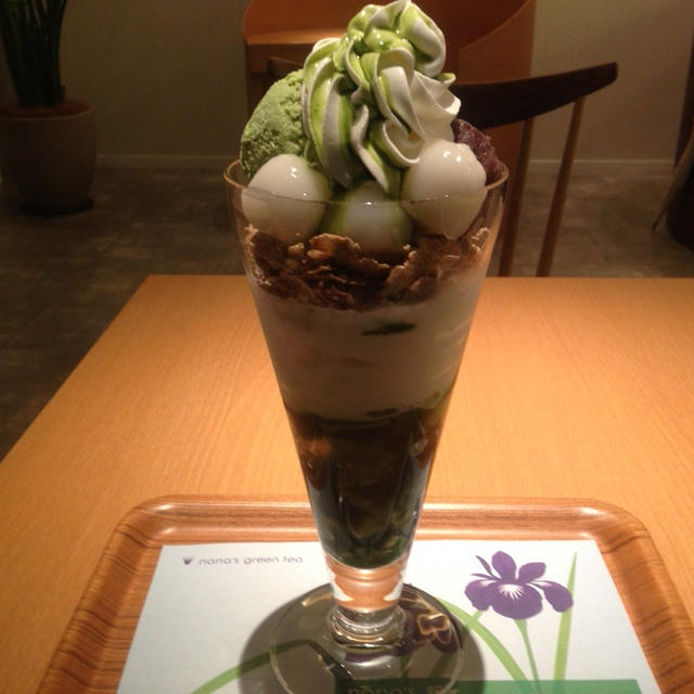 ナナズグリーンティー グランフロント大阪店☆抹茶白玉パフェ（大阪　梅田）