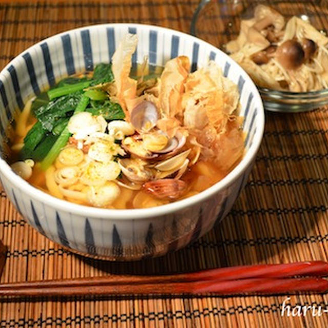 あっさりアサリ出汁の野菜うどん♪