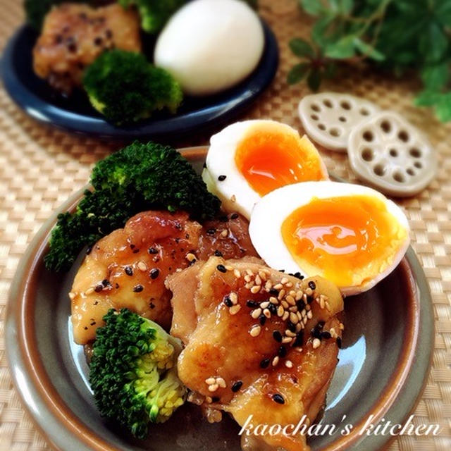 ご飯がすすむ♪鶏もも肉のごま照り焼き。