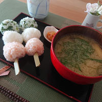 ひな祭りに🌸三色団子おにぎり