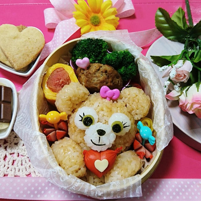 こんにちは・かき醤油でおにぎり『バレンタインシェリーメイおにぎり弁当』#クッキ...