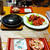 馬刺しとみうらうどんのはし切入れた鍋と牡蠣のベーコン焼とかで晩酌