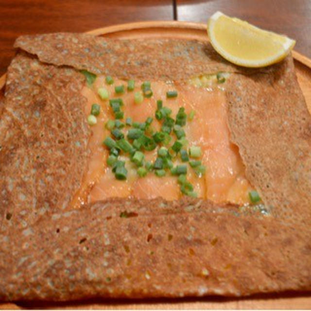【池袋】ハース　Hearth　ガレットランチ　アルコール類のランチセットドリンクが200円はお得
