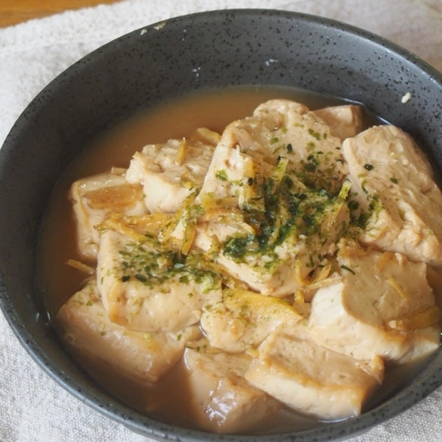 生姜香る 豆腐 の 甘辛煮。