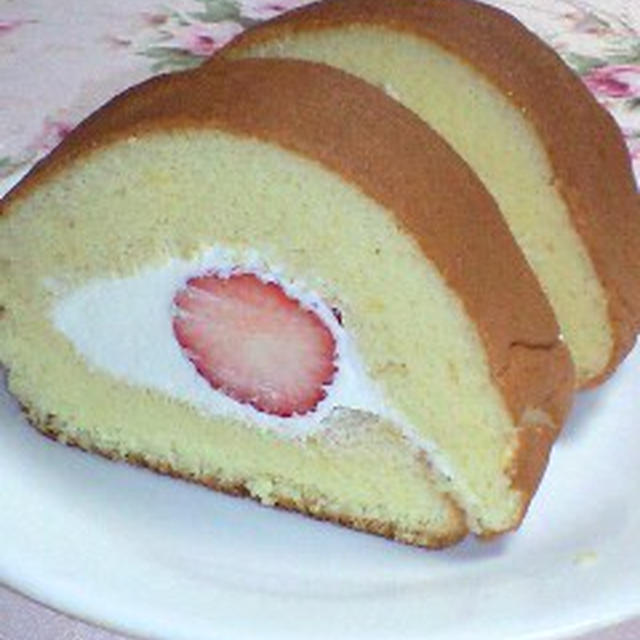 黄身ロールケーキ