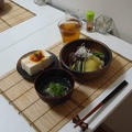 焼肉丼、冷奴、わかめスープ（Grilled Meat with Rice, Chilled Tofu, and Wakame Seaweed Soup）