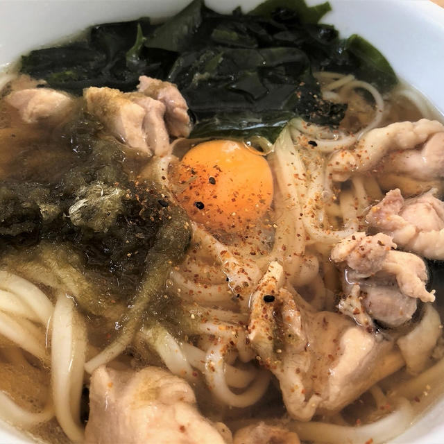 イリコやら昆布出汁のうどん