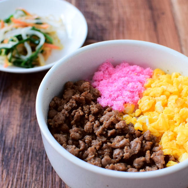 がっつり飯！三色丼のレシピ