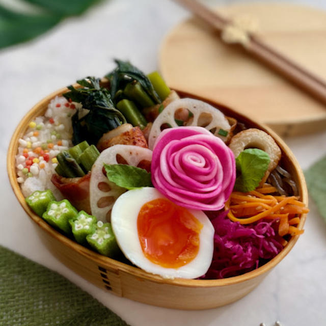 つるむらさきの茎ベーコン巻きで本日の夫弁当