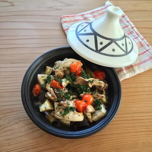 鶏と野菜のタジン