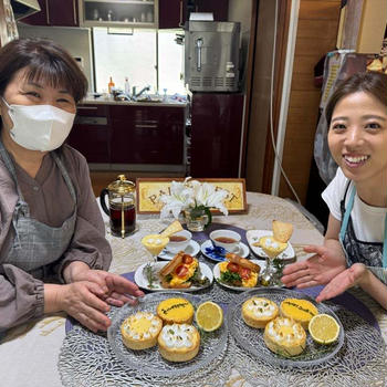 Kさん…"レモンパイとレモンシフォンパイとどう違うんですか⁈"絹絹絹食感ーッ✨✨