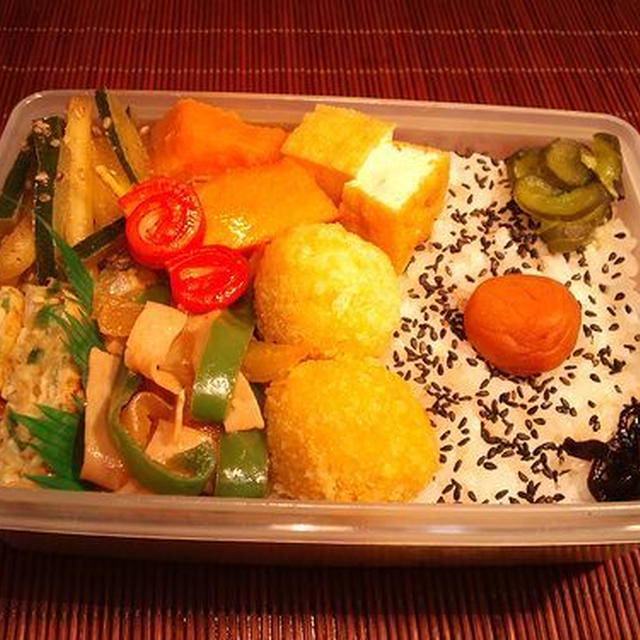 【えこせこ★おかず30円弁当】冬瓜の皮とワタで♪