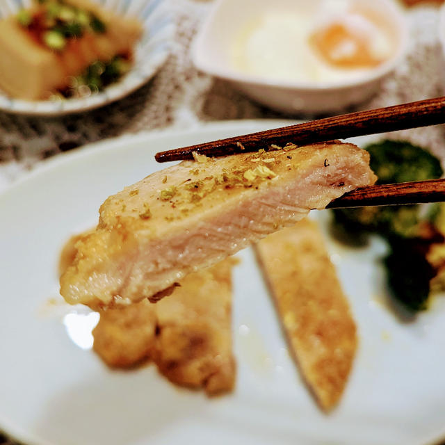 豚ロース肉の酒粕漬け焼き