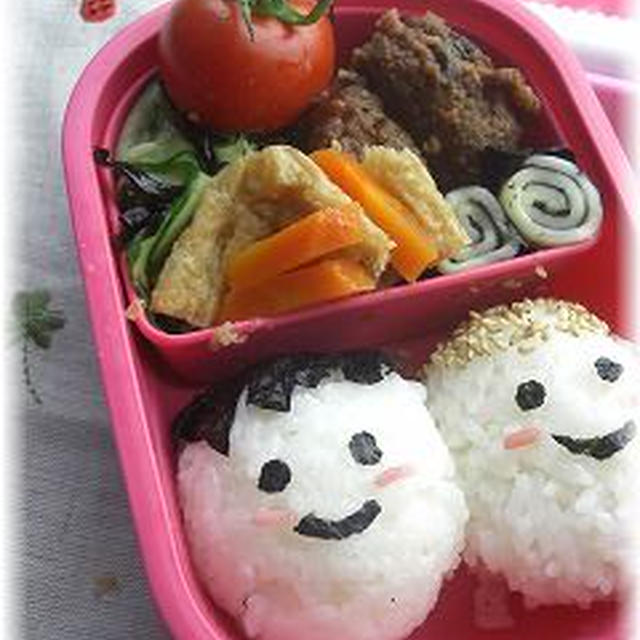 海苔入りハンバーグのお弁当。