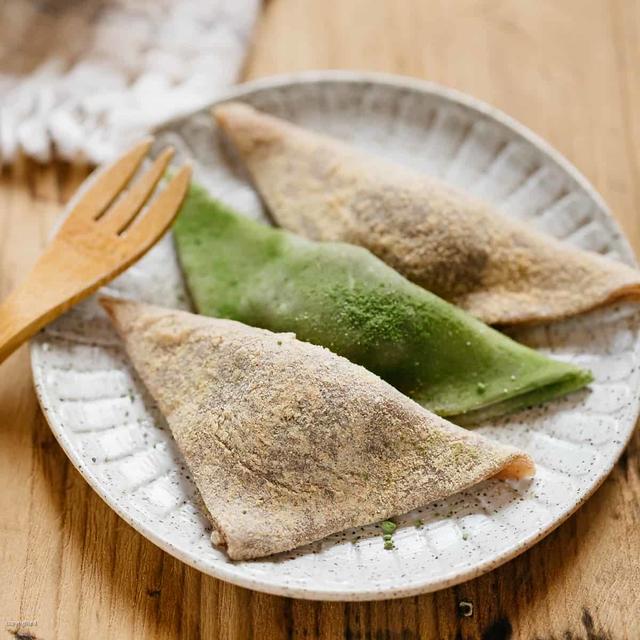 Yatsuhashi: Kyoto’s Specialty Sweet