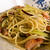 休日のお昼ご飯にお手軽パスタ「ベーコンとセロリのペペロンチーノ」