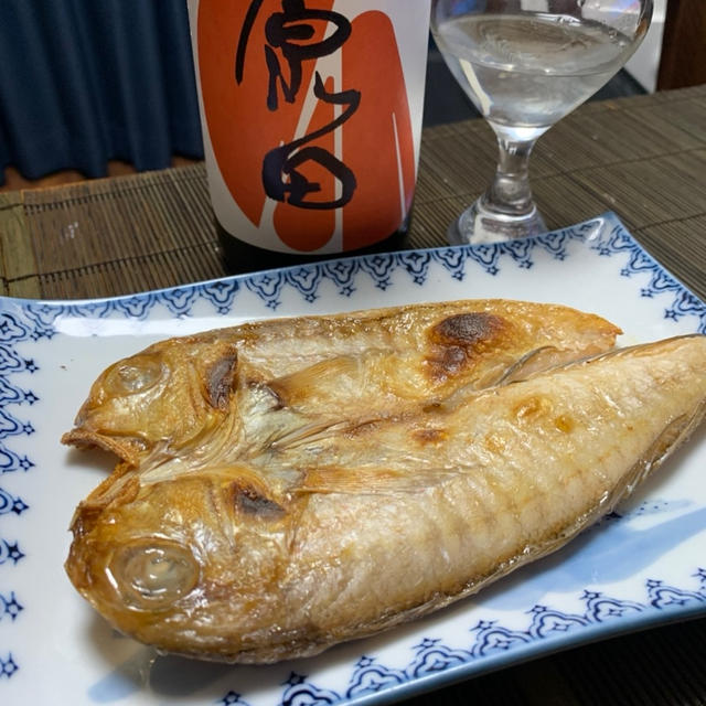 山口萩甘鯛干物 ぼら白子昆布巻き蒸し 壬生菜のお浸し きぬさやと竹輪の塩コショウ炒め 大根と京揚 By 酔いどれんぬさん レシピブログ 料理ブログのレシピ満載