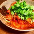 Spicy toppogi with soft crab / 渡り蟹のピリ辛トッポギ