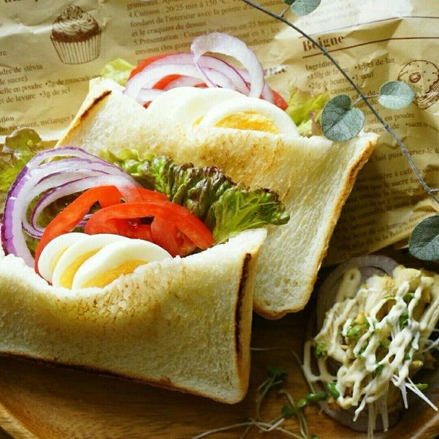 ＊お洒落に節約！食パンdeなんちゃってピタパン＊