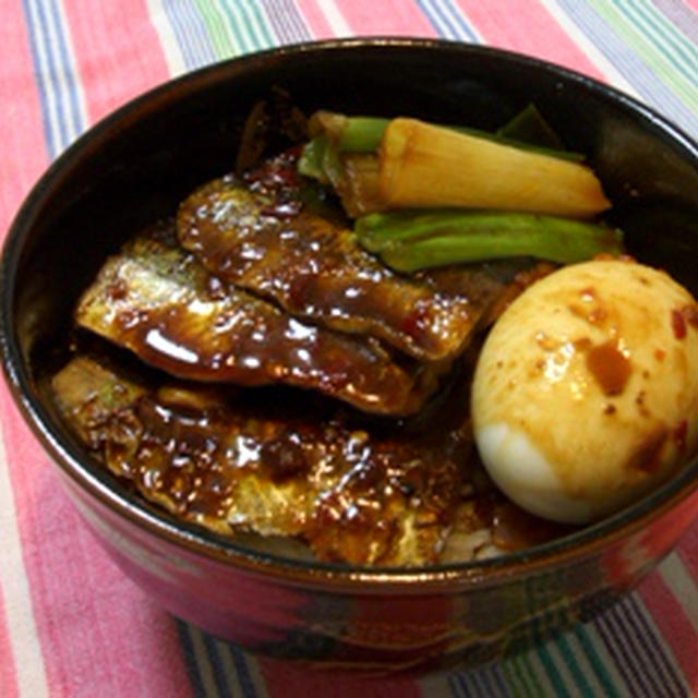 花椒が香る♪秋刀魚の中華風蒲焼丼