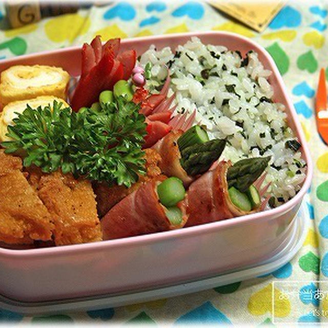 #005.初登校で初投稿 『娘ちゃん弁当』ﾃﾞﾋﾞｭｰの巻。