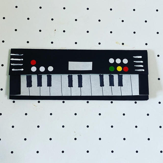 折り紙で　電子ピアノ