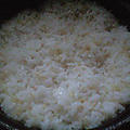 湯立てで白米（９７３）。。。宮城県栗っこ栗原産特別栽培米やまのしずく・白米（あいざわ米店）と茨城県産うまかっぺコシヒカリ玄米・新米（あいざわ米店）