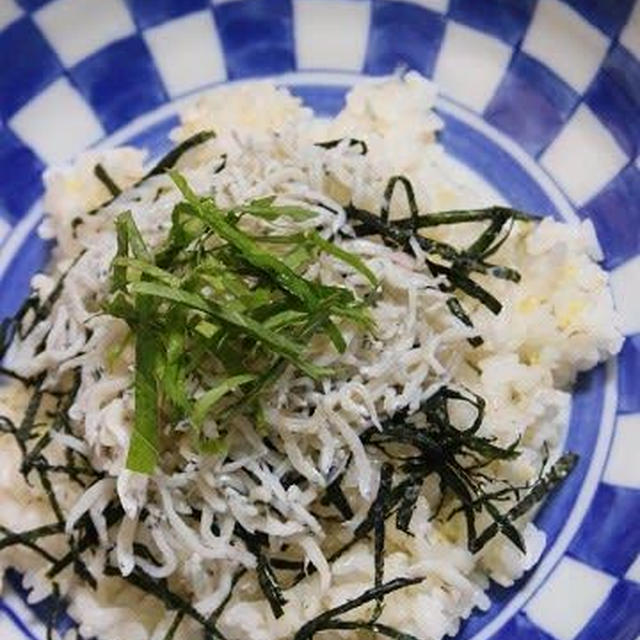 2月24日　　しらす丼