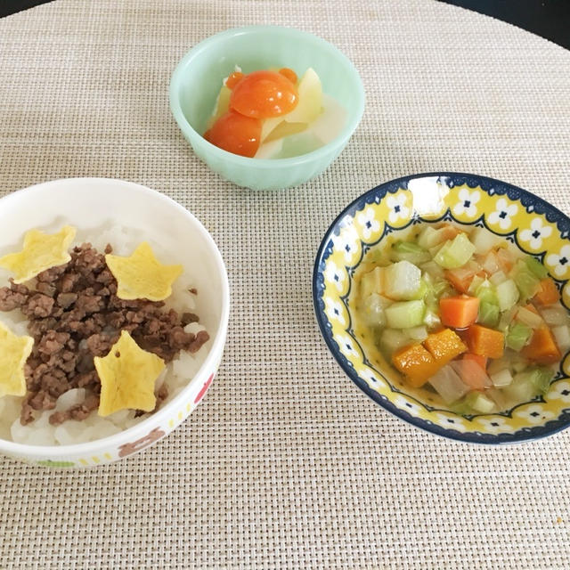 【離乳食完了期】牛そぼろ丼&ベジタブルスープと離乳食弁当