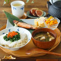 ネバネバ丼と鮭の西京焼き