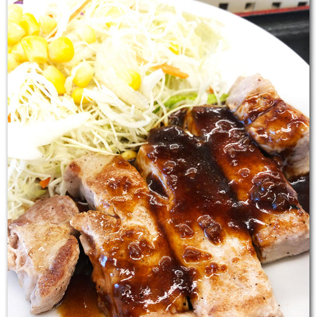 厚切り豚テキ定食豚汁セットを食べる 〜松屋〜