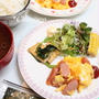 朝食と　雛人形
