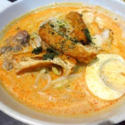 大絶賛！シンガポールのココナッツカレー麺「ラクサ」(レシピ付)