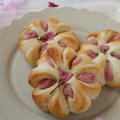 桜あんぱんと食パン