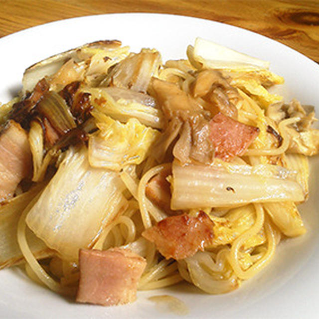 あり合わせパスタ〜白菜とベーコン