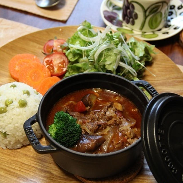 牛薄切り肉でビーフシチュー・プレート。