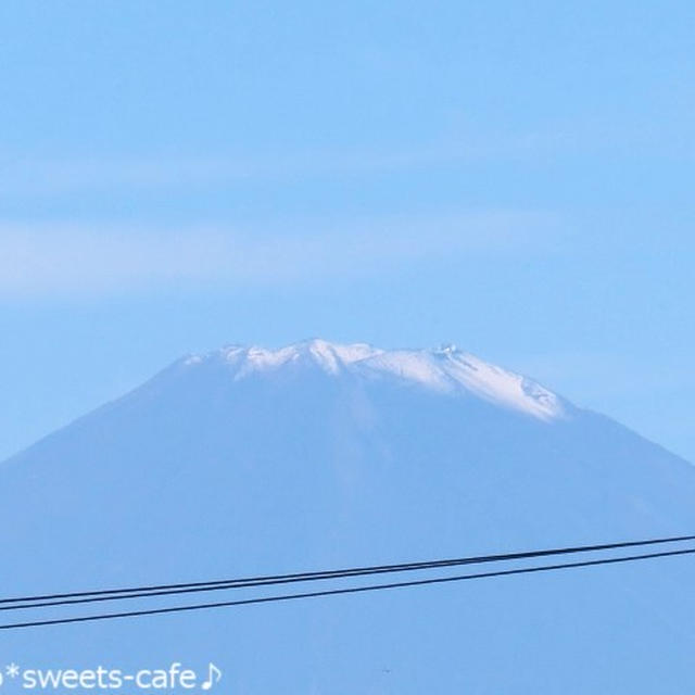 富士山初冠雪＊彼岸花にキアゲハ