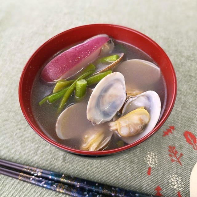 炒めて作る♪あさりとニンニクの芽の中華スープ