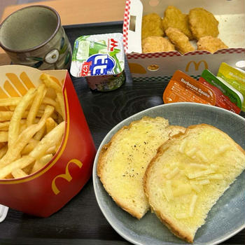 1.3【朝ごはん】マック&和食&なごやん❣️ﾃﾞｽ。