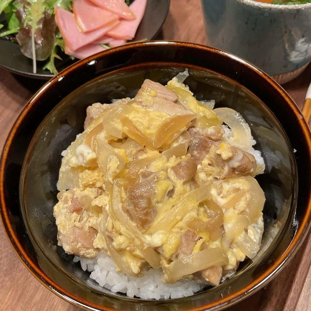 食欲の秋にピッタリ！時短簡単手軽に作れる「親子丼」レシピ