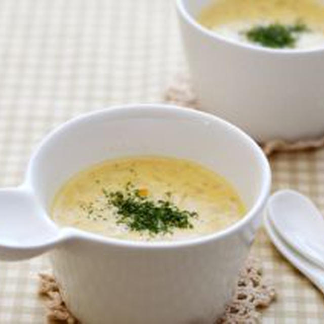 オニオンコーンスープ。（クリーム缶で素材だし）の晩ごはん。