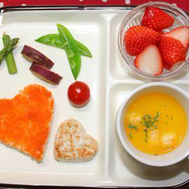 ﾟ･*:.｡.【幼児食】バレンタインプレート.｡.:*･ﾟ