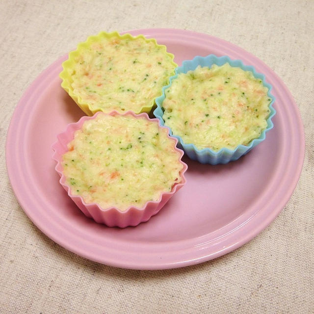 ☆離乳食：米粉野菜蒸しパン☆
